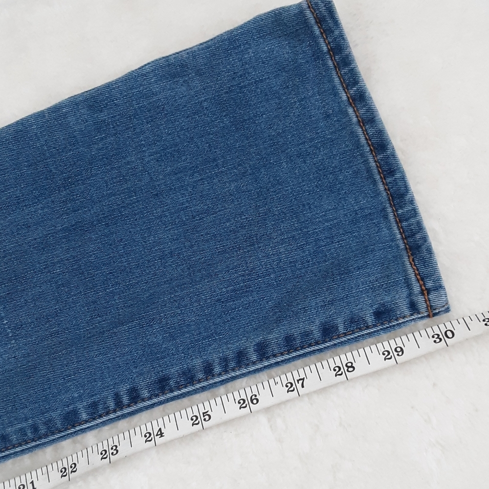 Old Navy: Mid-Rise Kicker Boot-Cut Jeans (sz 00) - Picture 6 of 7